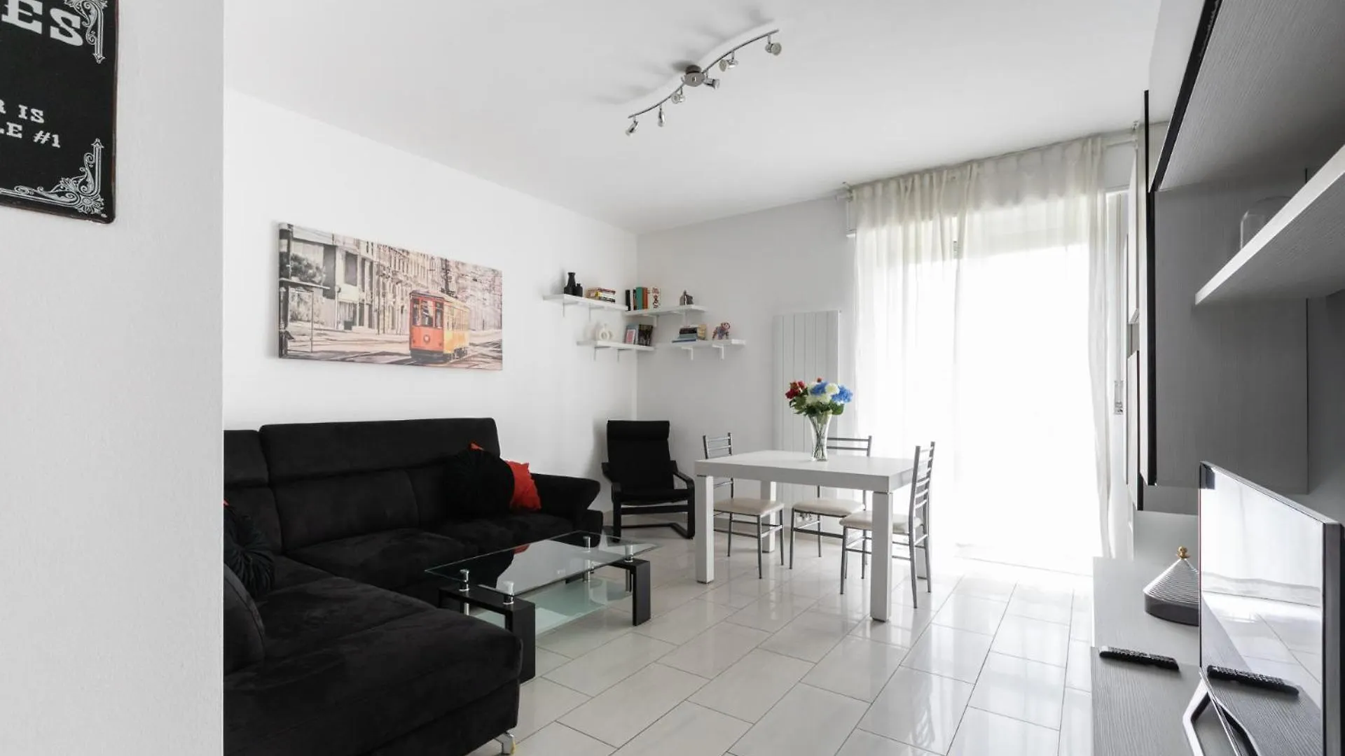 밀라노 Bisceglie Mm Balcony King 아파트
